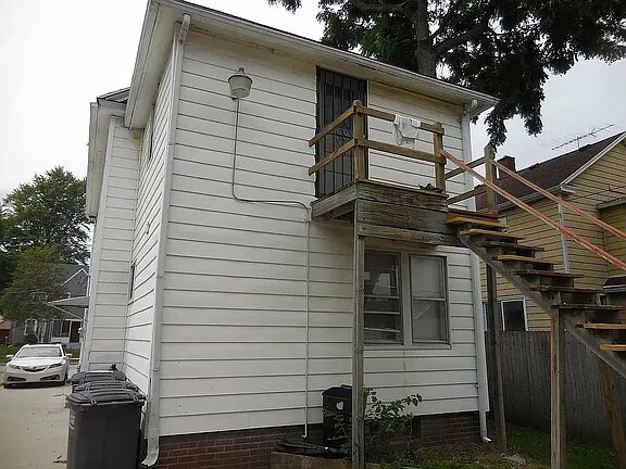 Building Photo - 3828 Torrance Dr