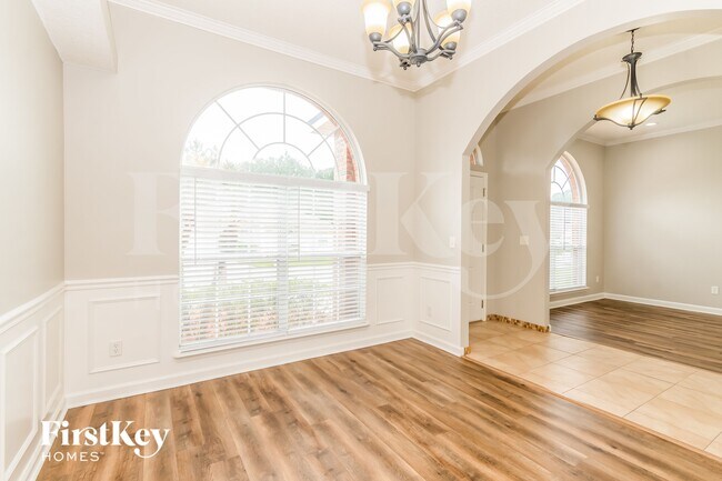 Building Photo - 2705 Ravine Hill Dr