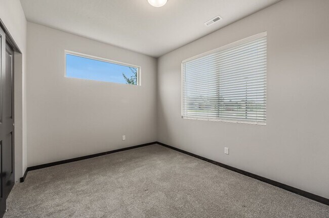 Foto del edificio - Woodbridge South Neighborhood 3/2