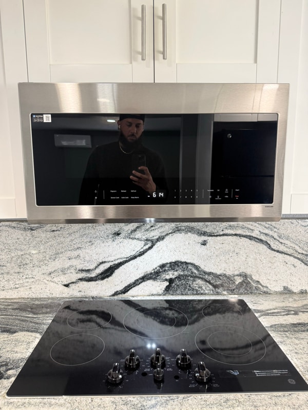 Building Photo - 8811 Poe Dr