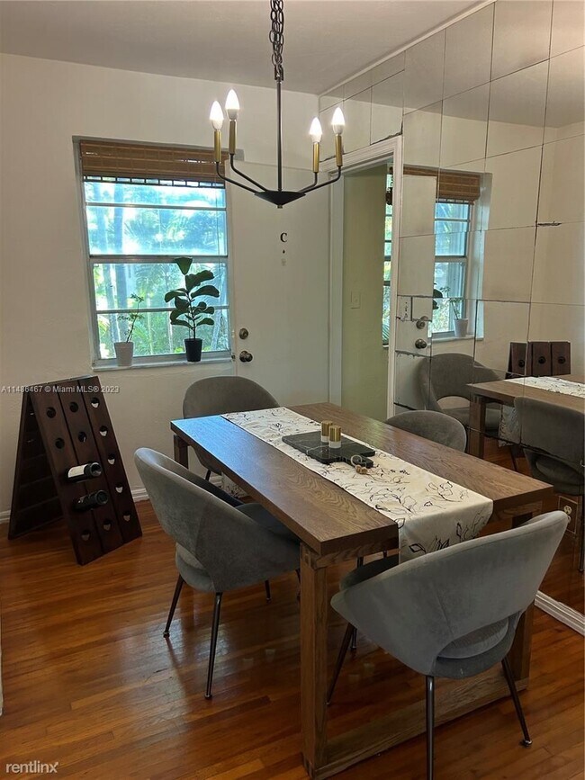 Foto del edificio - 1 br, 1 bath House - 7905 SW 57th Ave Apt 39C