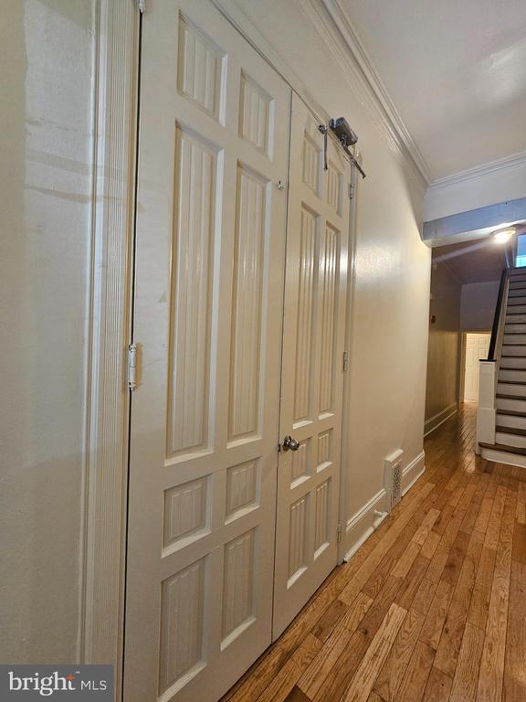 Building Photo - 426 S 42nd St