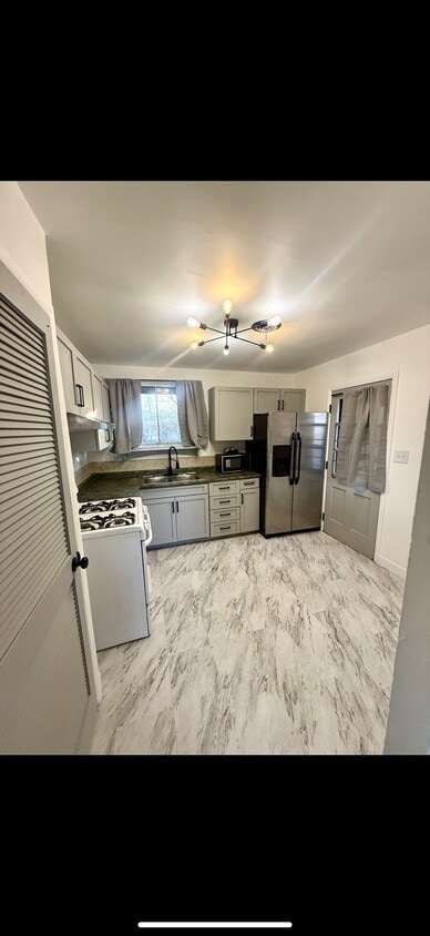 Primary Photo - 1611 Vilardo Ln