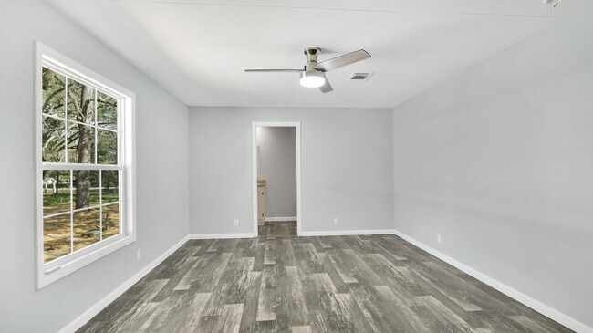 Foto del edificio - 3/2 Brooksville move in ready