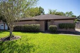 Foto principal - 2419 Bradford Dr