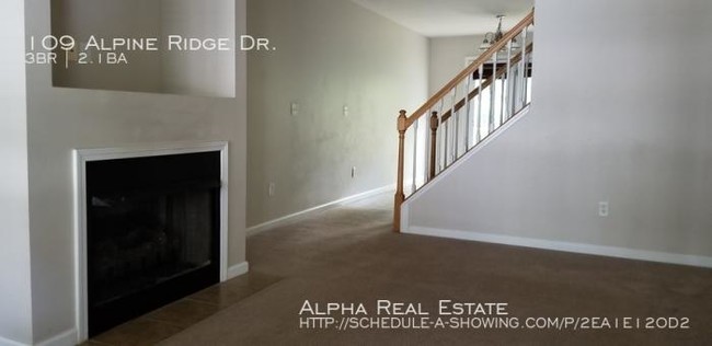 Building Photo - 3 bedroom in Asheville NC 28803