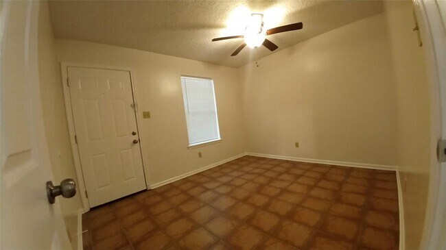 Foto del edificio - 3008 Manor Ln