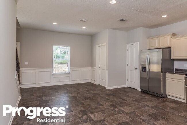 Building Photo - 3340 Tourmaline Dr