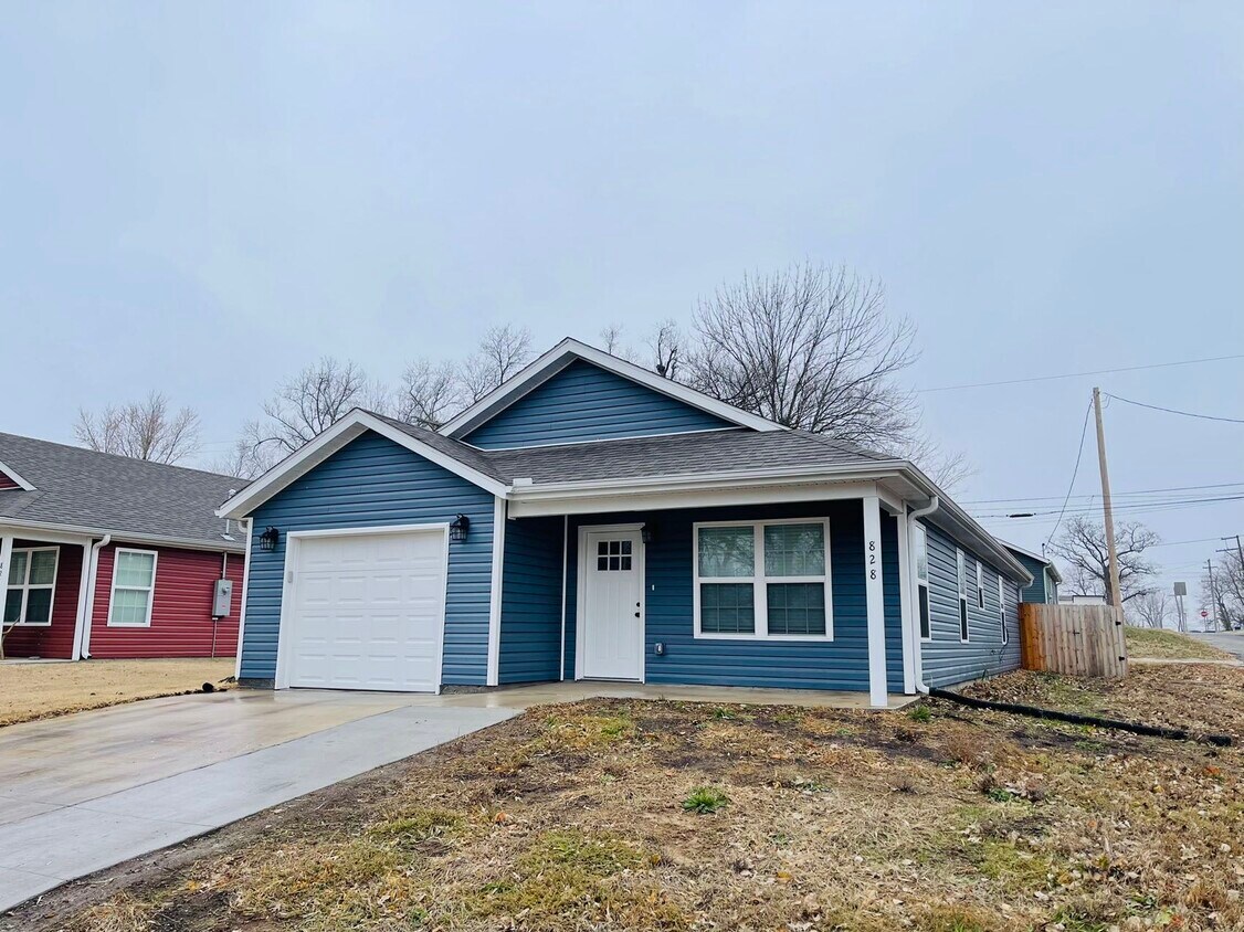 828 N Devon St, b City, MO 64870 House Rental in b City, MO