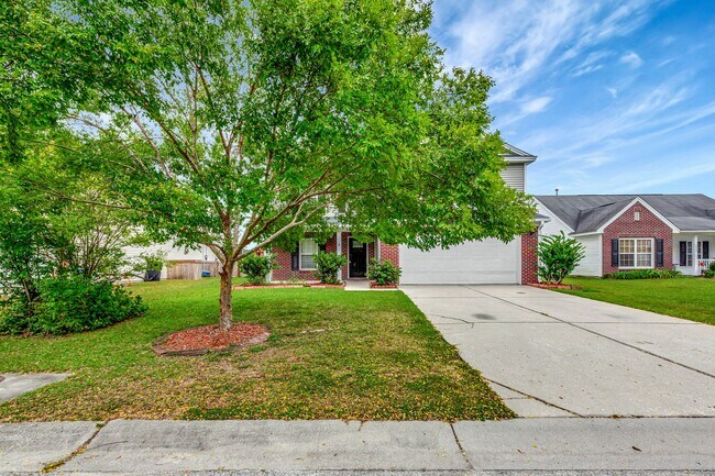 Foto del edificio - Spacious Cane Bay Home with Pond Views!