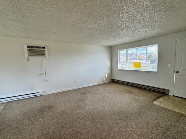 Building Photo - n5404