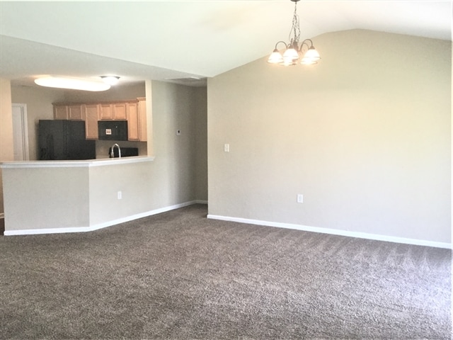 Foto del edificio - 127 Hampshire Dr