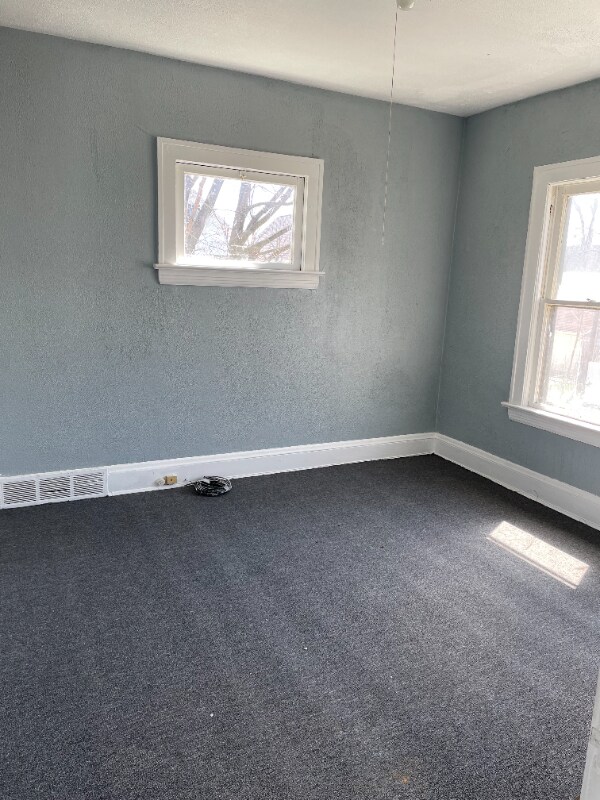 Foto del edificio - 3645 E 153rd St