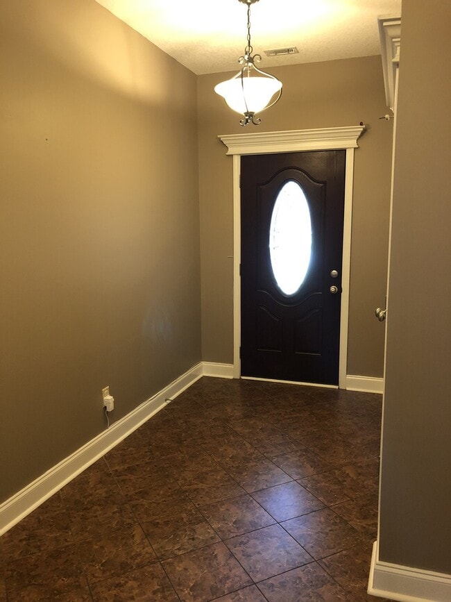 Foto del edificio - Spacious and Charming 3-Bedroom Home - Ludowici, GA