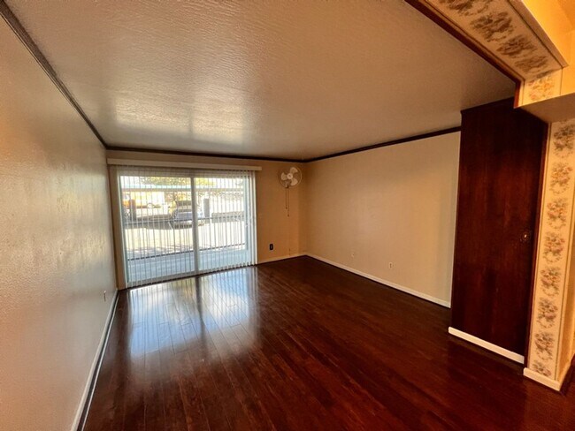 Foto del edificio - 2555 Clearacre Lane #25-1