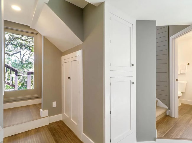 Building Photo - Cottage Retreat Minutes from Downtown Los Gatos & Saratoga