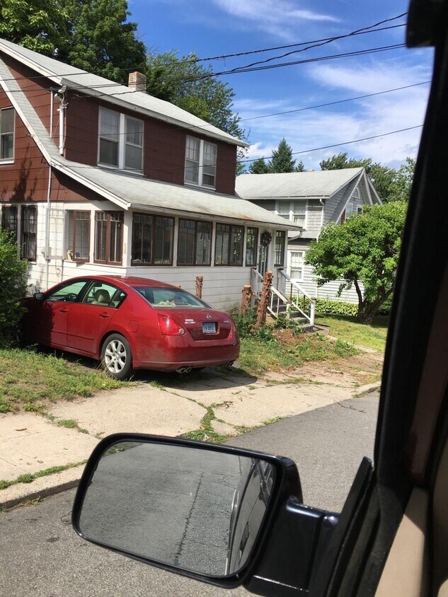 Primary Photo - 20 Fox St