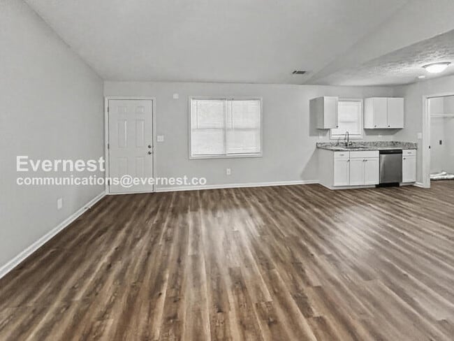 Building Photo - 505 Chestnut Ln