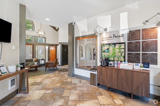 Lobby Photo - Arnada Pointe