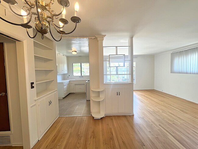 Foto del edificio - 6125 Cashio St