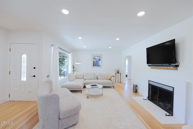 Foto del edificio - 309 Agnus Dr