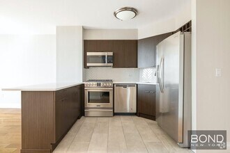 Building Photo - 776 Sixth Avenue