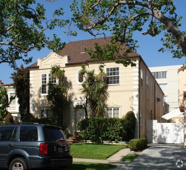 Foto del edificio - 467 S Bedford Dr