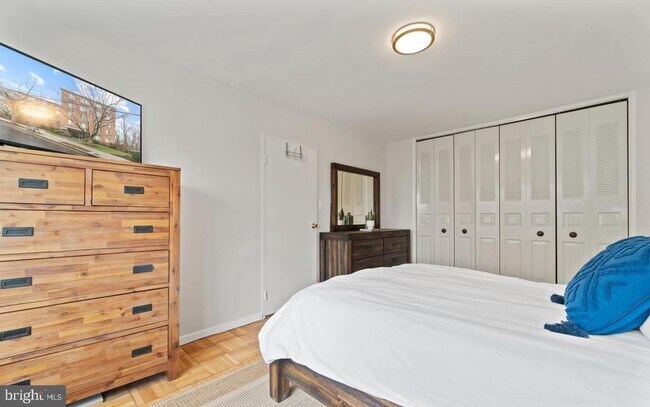 Foto del edificio - 4100 W St NW