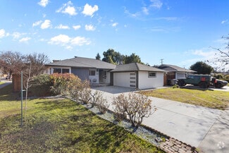 Building Photo - 3004 Vistamont Dr