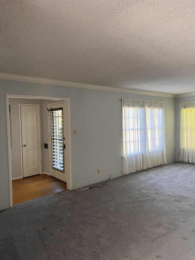 Foto del edificio - 1414 Allen Ave