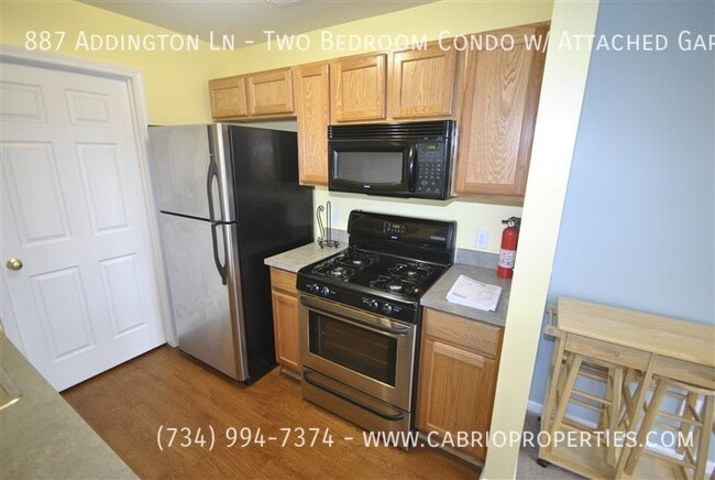 Building Photo - 887 Addington Ln