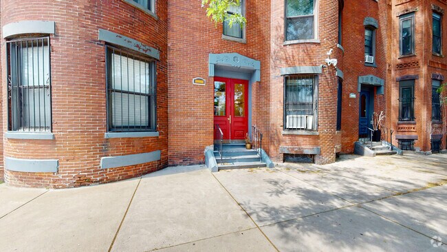 Building Photo - 86 Hammond St