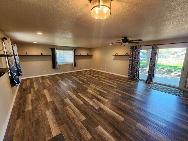 Foto del edificio - Great home S. Boise