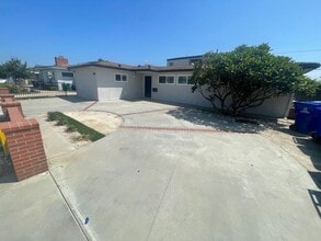 Building Photo - 4835 63rd St