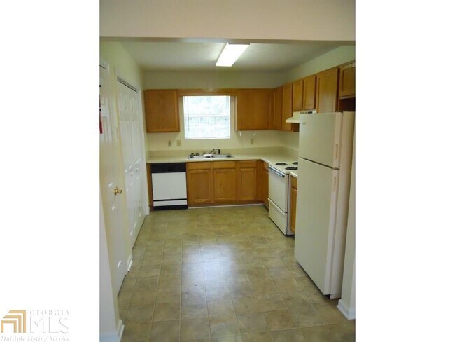 Building Photo - 0 Rock Garden Pl