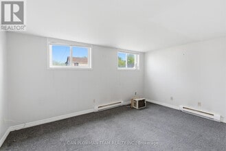 Building Photo - 176 Nassau St