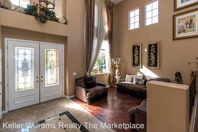 Building Photo - 5 br, 3.5 bath House - 1412 European Drive