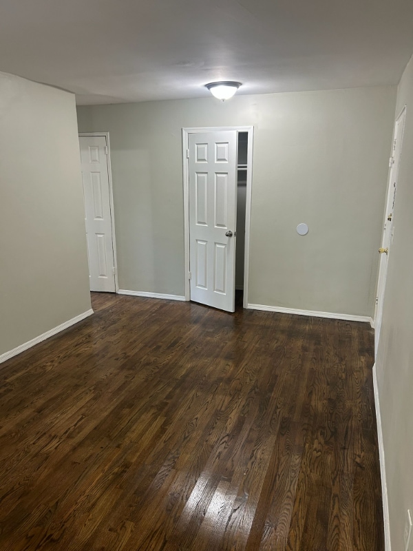 Building Photo - 48 Carteret St