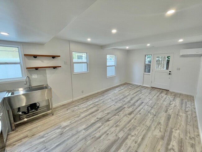 Photo - Stunning Ocean & Bay View Two-Story Home on the Long Beach Peninsula