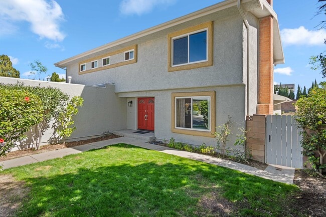 Building Photo - 7294 Darnoch Way