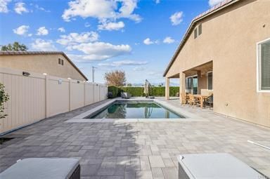 Foto del edificio - 82771 Longfellow Ct
