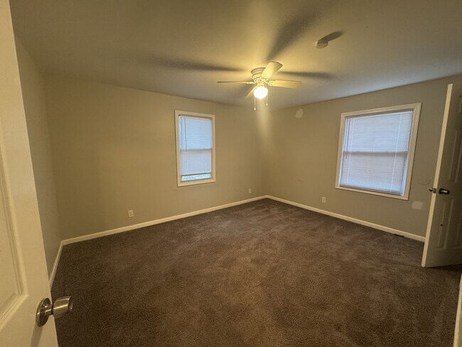 Foto del edificio - 6744 Bellefontaine Ave