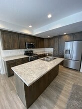Building Photo - 1284 Mary Ln