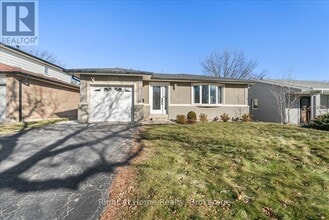 Building Photo - 2584 Kinnerton Crescent