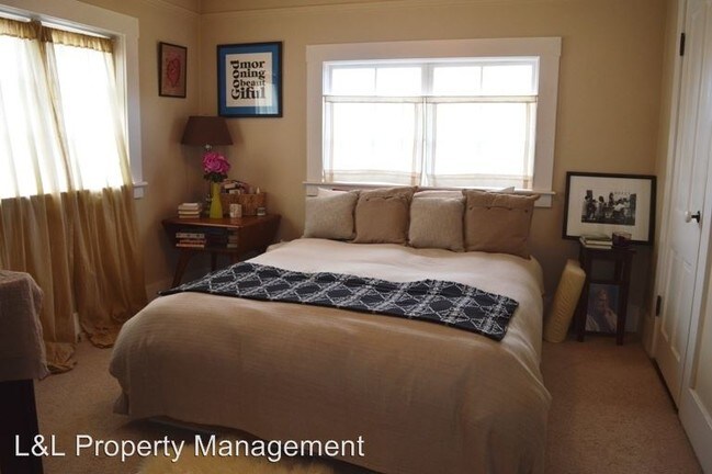 Foto del edificio - 2 br, 1 bath Apartment - 411 Turney Street