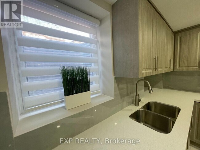 Photo du bâtiment - 1396 Kidlington Gate