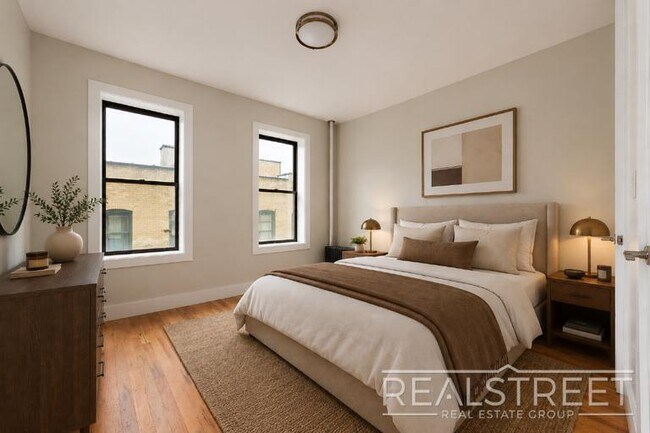 Foto del edificio - Prosepct Heights Brand new 3 Bedroom 2 Bathroom with in unit WD!