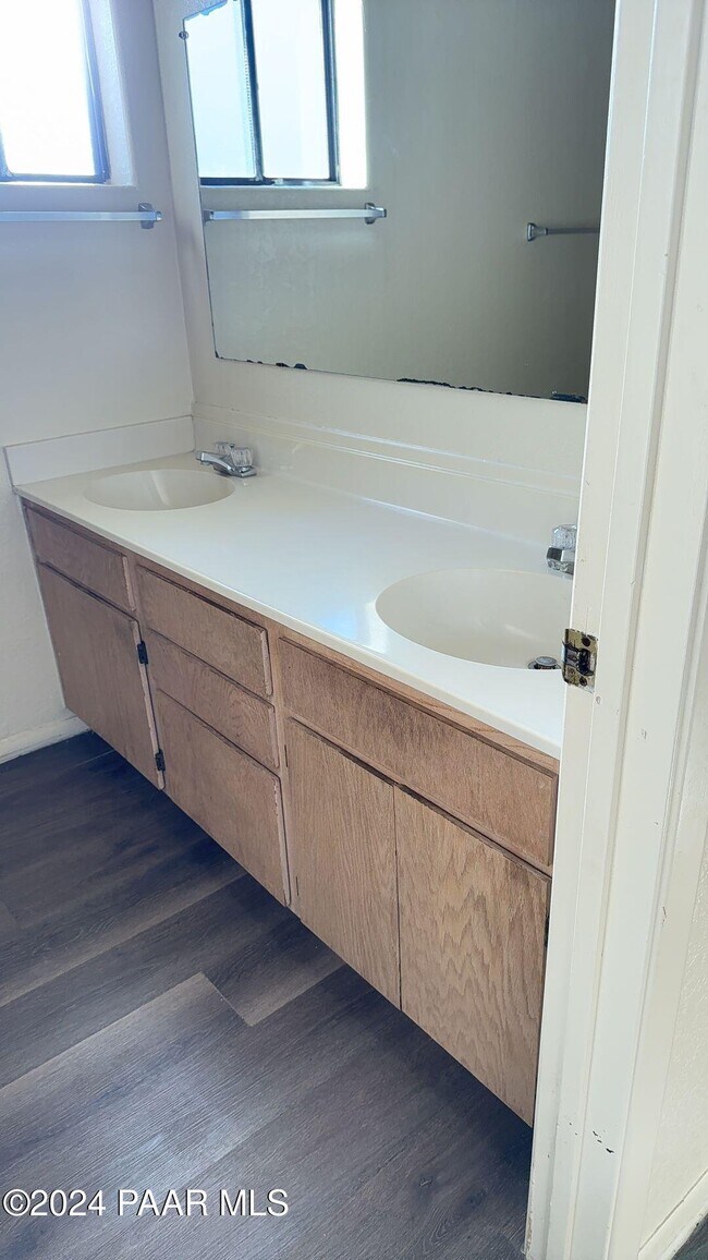 4716 N Robert Rd Unit C, Prescott Valley, AZ 86314 Room for Rent in