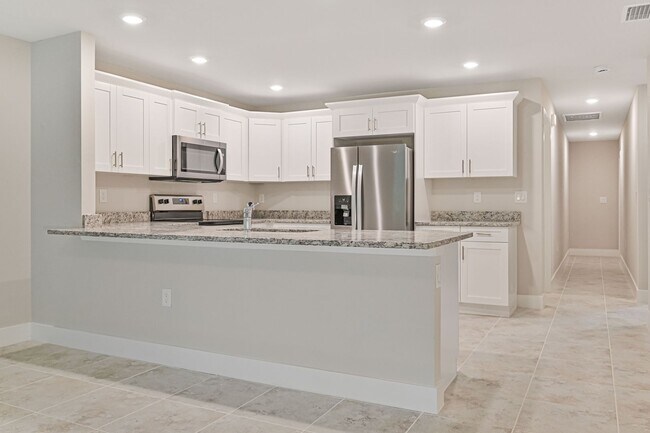 Foto del edificio - * 3 Bed / 2 Bath Duplex ~ 1 Car Garage ~ Buckingham *