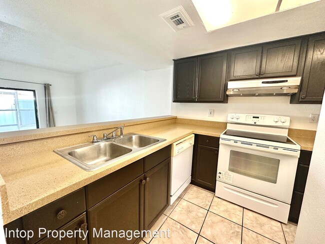 Foto del edificio - 2 br, 2.5 bath House - 5840 Windhover Dr #584